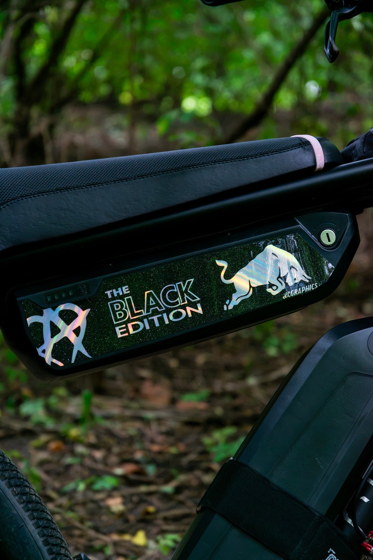 Crew Dart Battery Decal