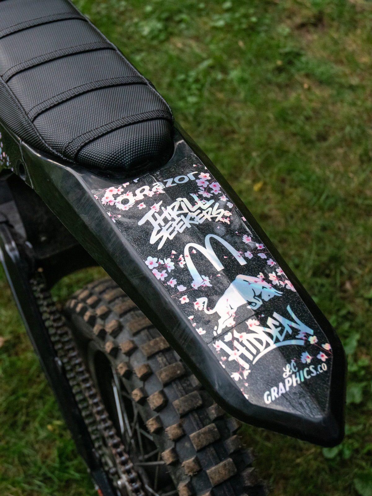 Razor Stage 2 Fender Decal