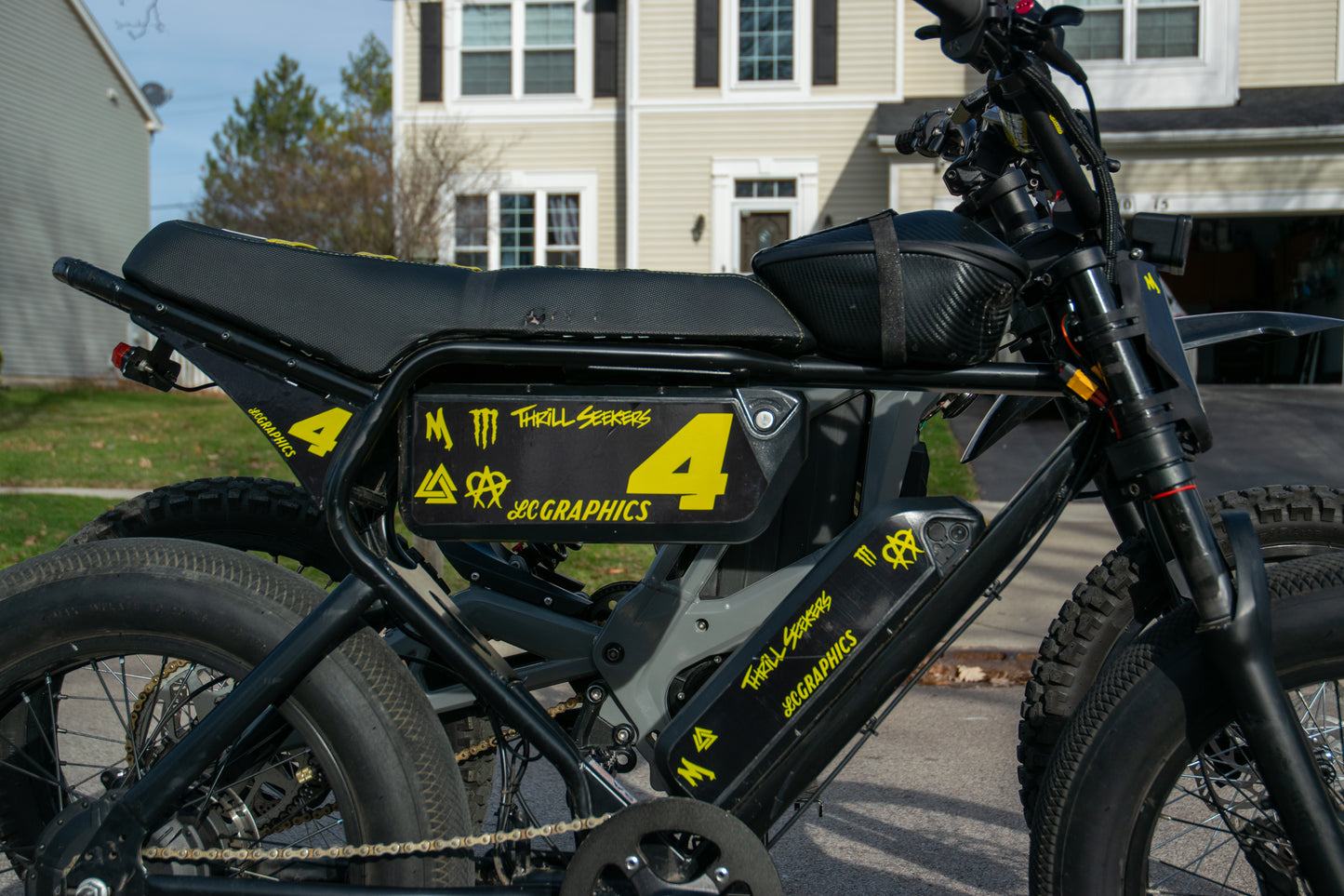 Macfox X1S side-panel decal